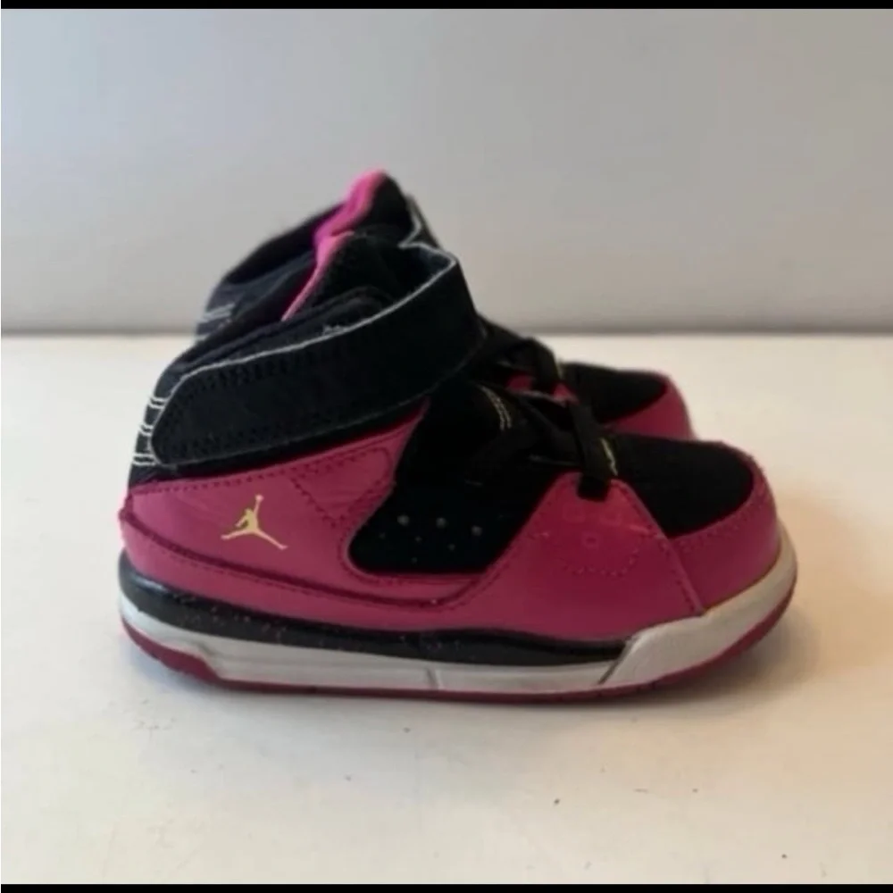 Nike toddler Girls Jordan SC-1 sneakers 7C